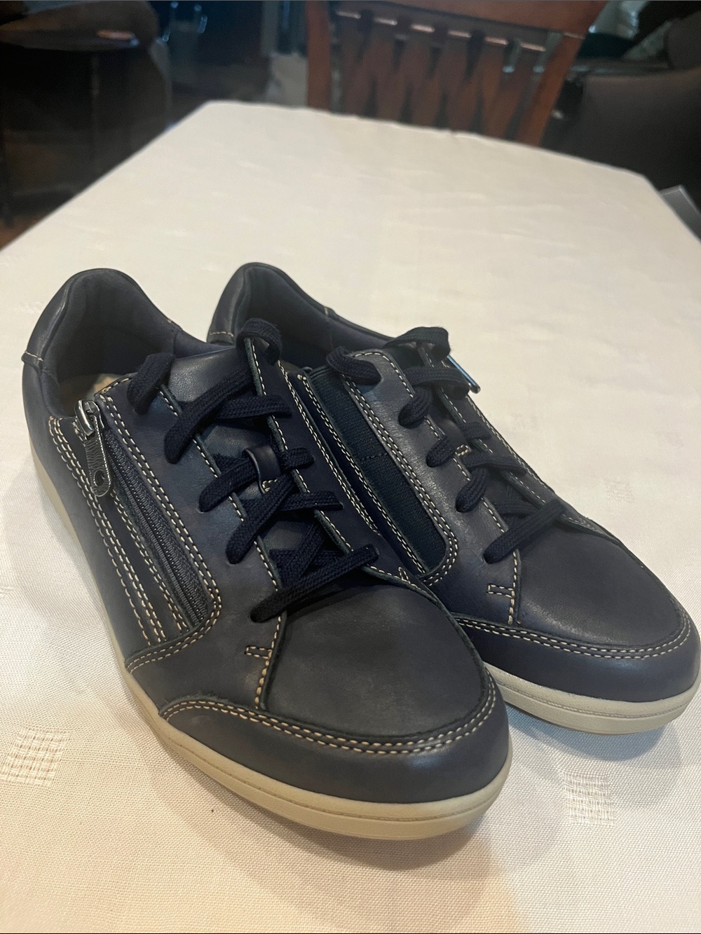 Clarks Bryianne Bayla Sneaker Size 8.5 women’s